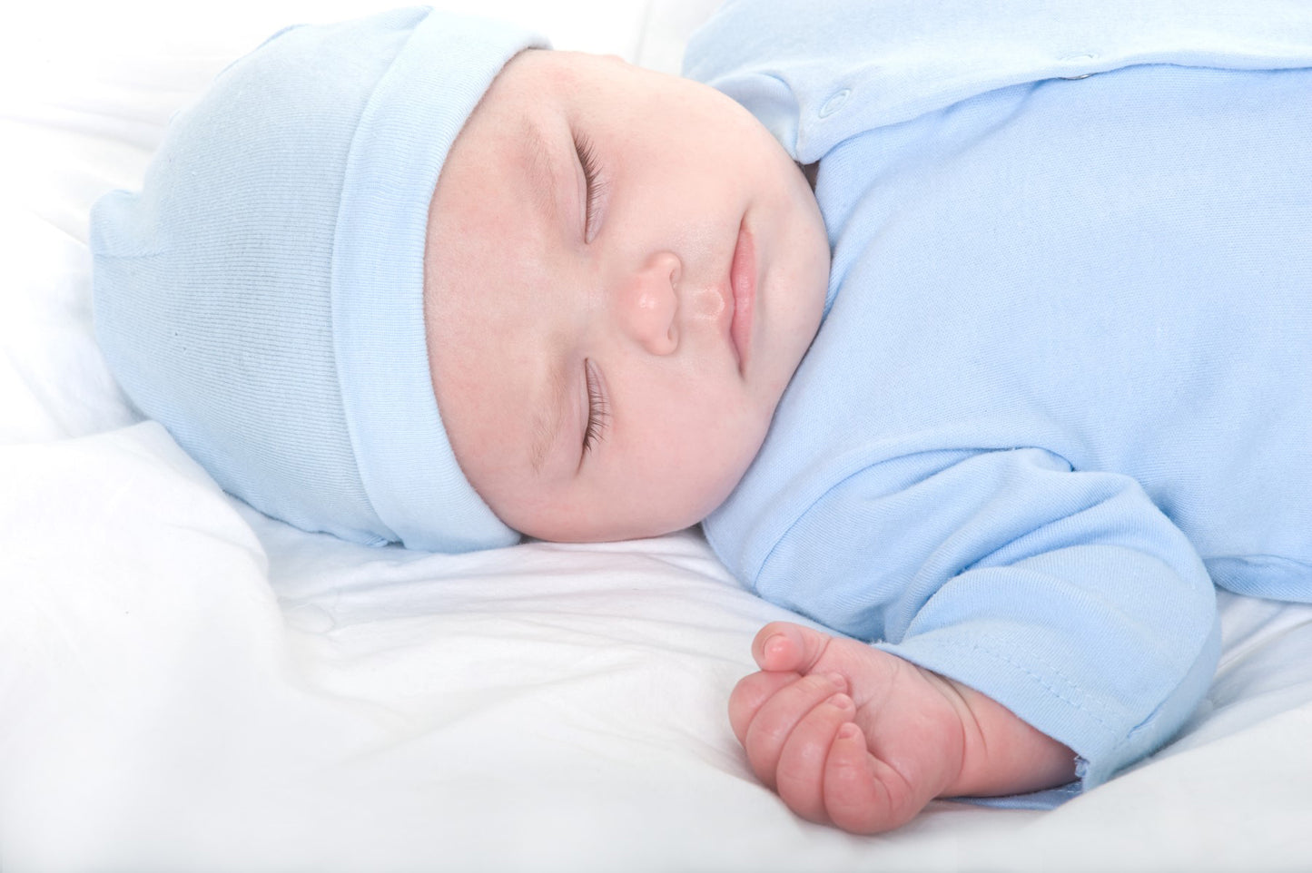 Boys' Cap and Mittens 4 Piece Layette Set